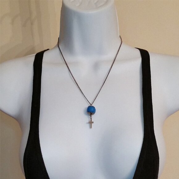 𝅺Vintage sterling silver AC/Aco Sterling silver necklace and blue drop cross - Picture 4 of 7